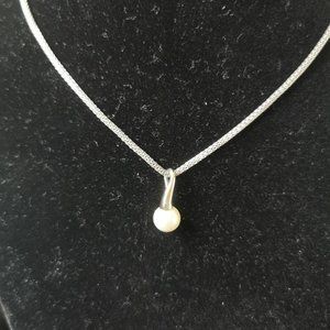 Skagen silver necklace with lake pearl drop